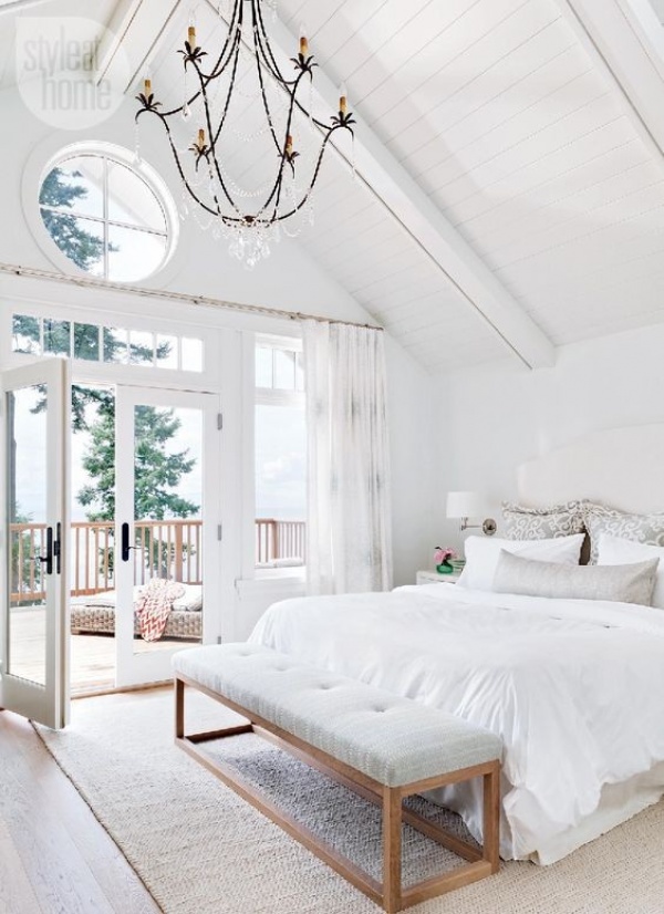 تصاميم الغرف البيضاء للنوم المريح